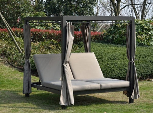 Daybeds