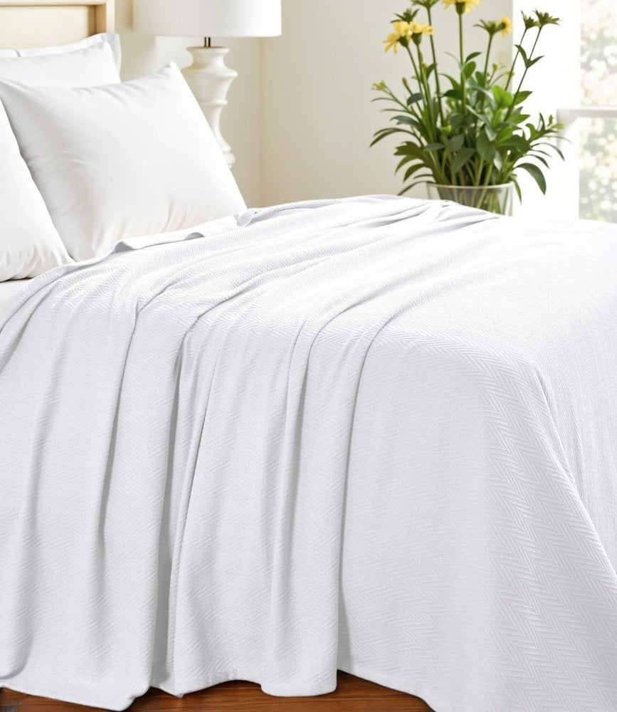Queen White Cotton Woven Chevron Blanket