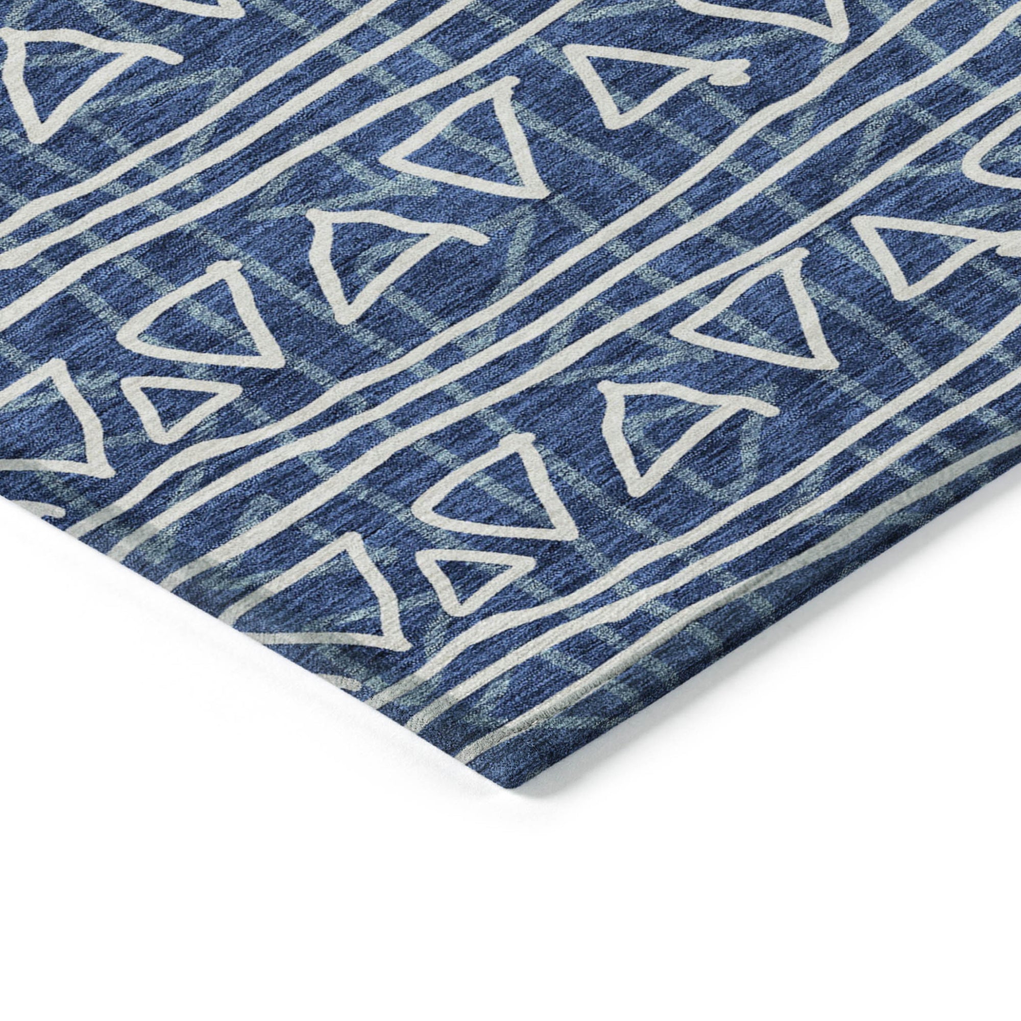 8' Navy Blue And Ivory Round Geometric Washable Indoor Outdoor Area Rug-3
