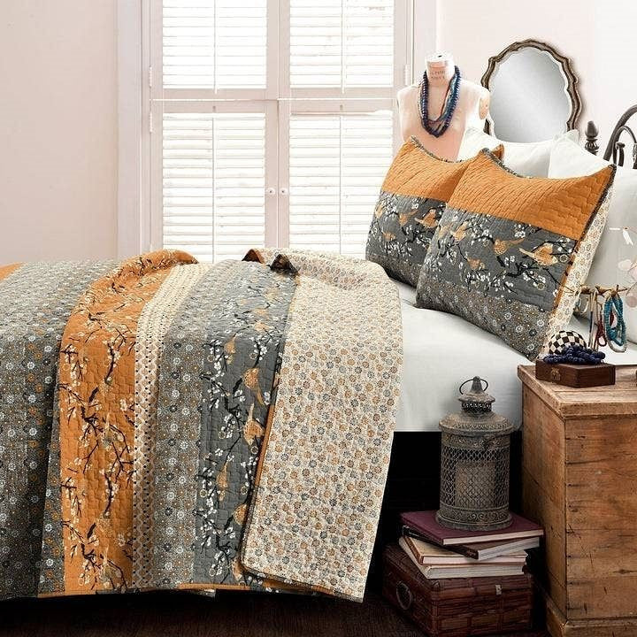 King size Orange Grey Boho Floral Birds Reversible Lightweight Quilt Set-0
