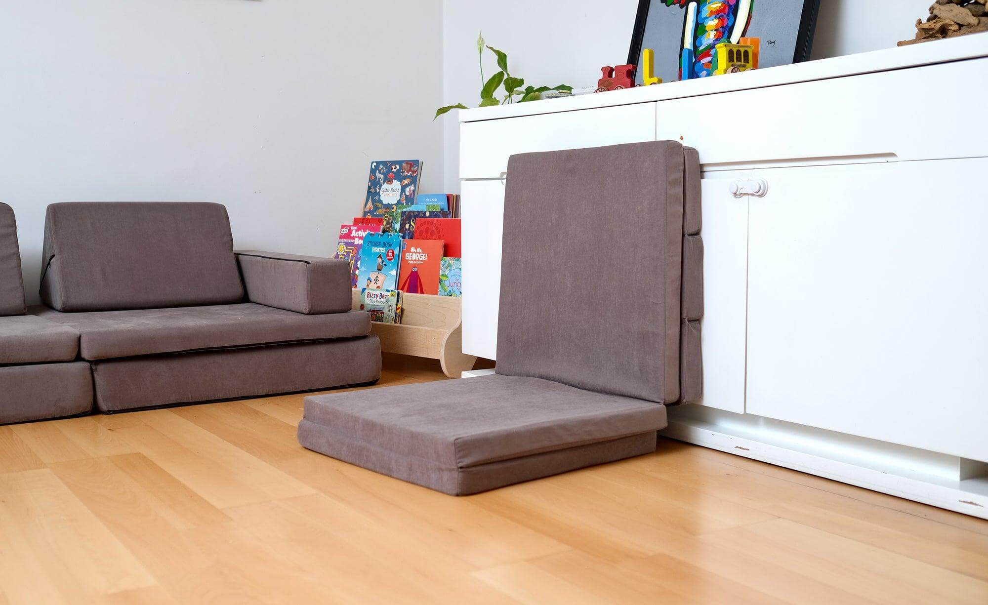 Transformable Kids Play Mat and Couch for Playtime and Relaxation-5